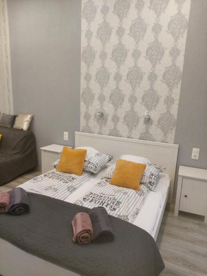 Pompar Belvarosi Apartman Szeged Buitenkant foto