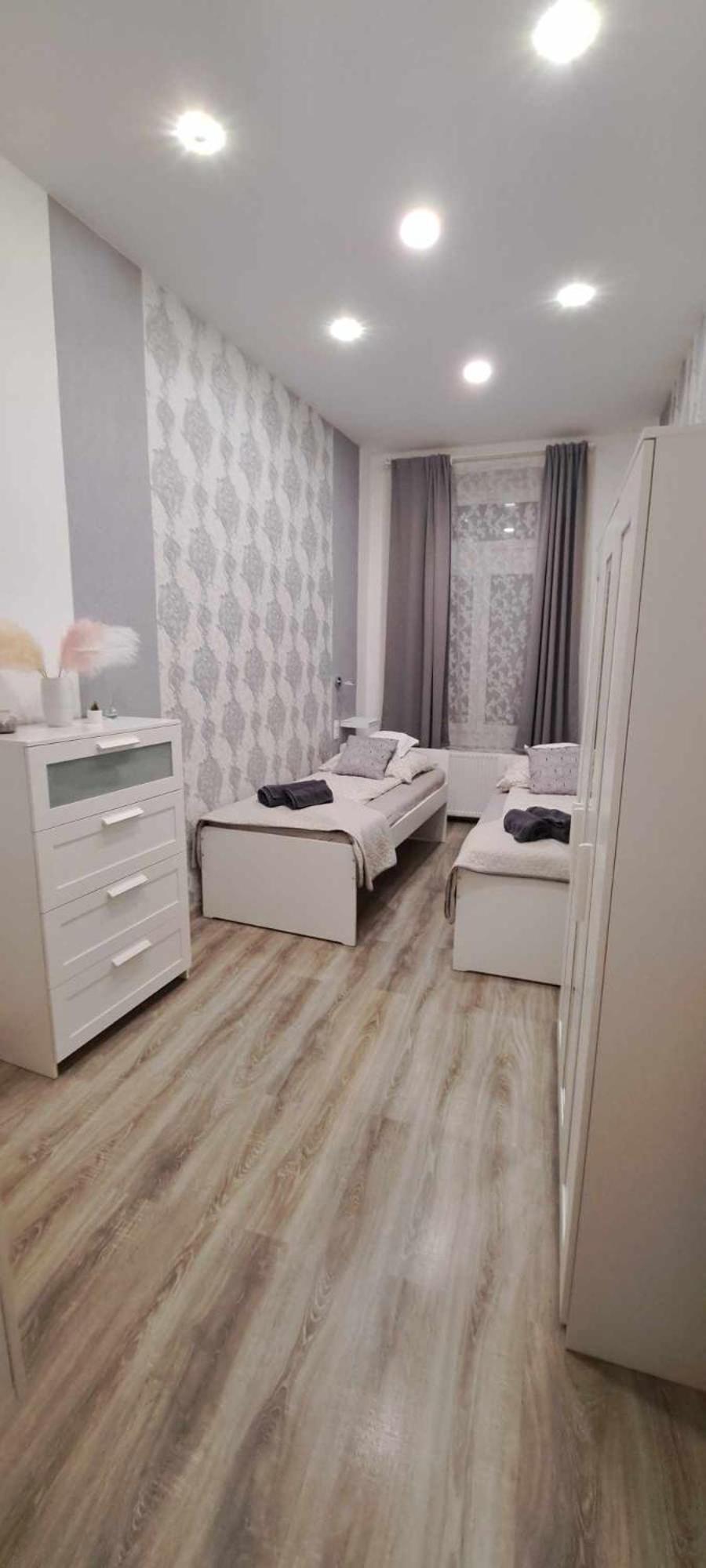 Pompar Belvarosi Apartman Szeged Buitenkant foto