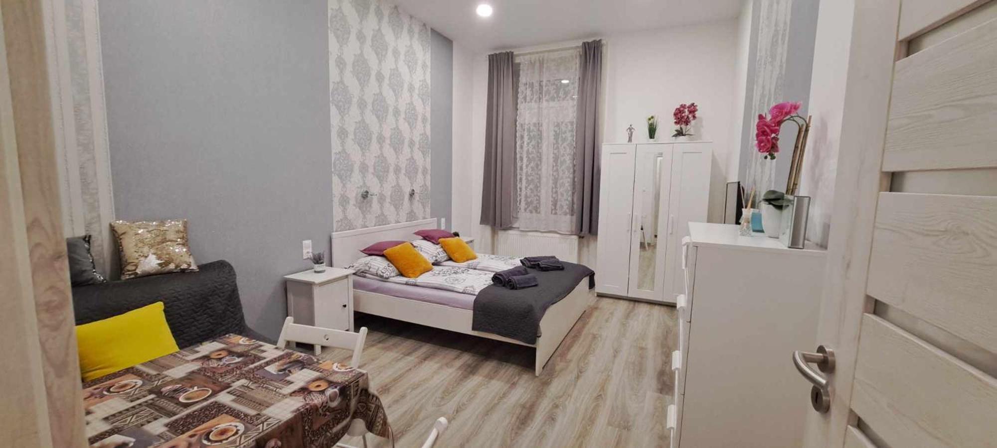 Pompar Belvarosi Apartman Szeged Buitenkant foto