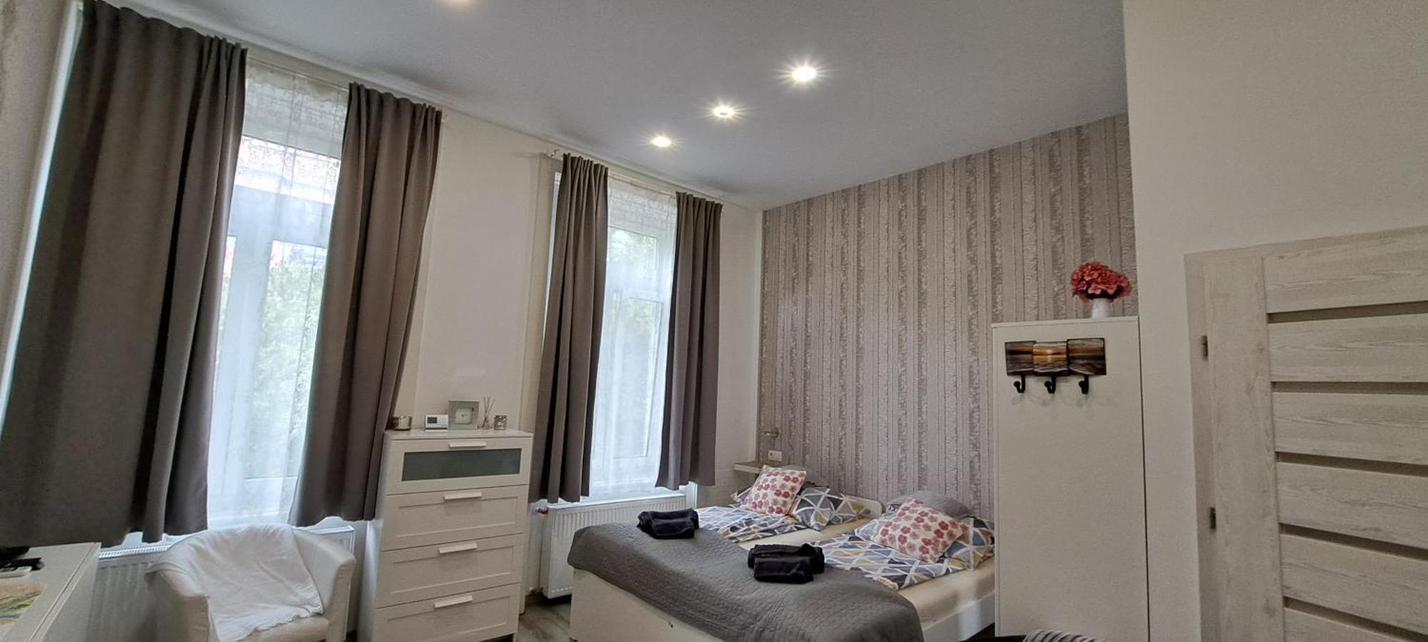 Pompar Belvarosi Apartman Szeged Buitenkant foto